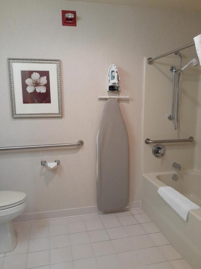 Country Inn & Suites By Radisson, Freeport, Il מראה חיצוני תמונה