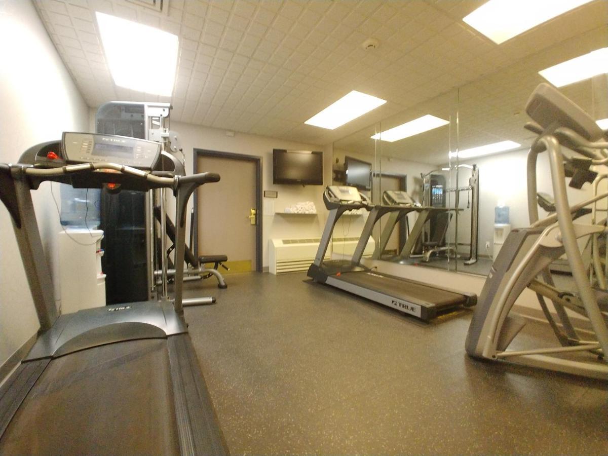 Country Inn & Suites By Radisson, Freeport, Il מראה חיצוני תמונה